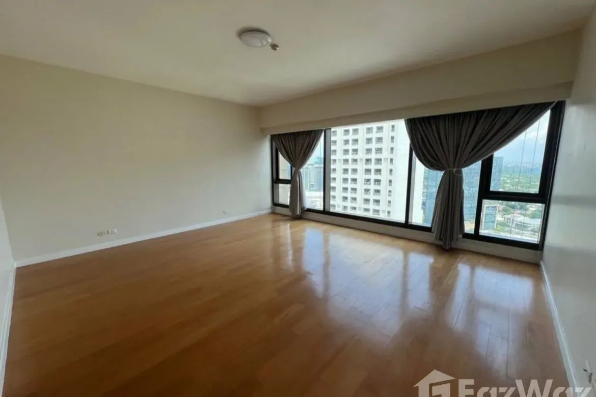 3 Bedroom Condo for Sale in THE SHANG GRAND TOWER, San Lorenzo, Makati City near MRT-3 Ayala – photo 6
