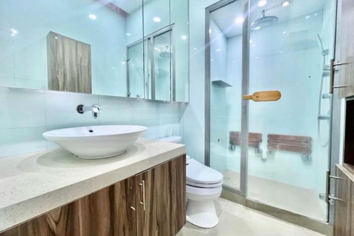 3 Bedroom Condo for Sale in The St. Francis Shangri-La Place, Wack-Wack Greenhills, Mandaluyong, Metro Manila near MRT-3 Shaw Boulevard – photo 4
