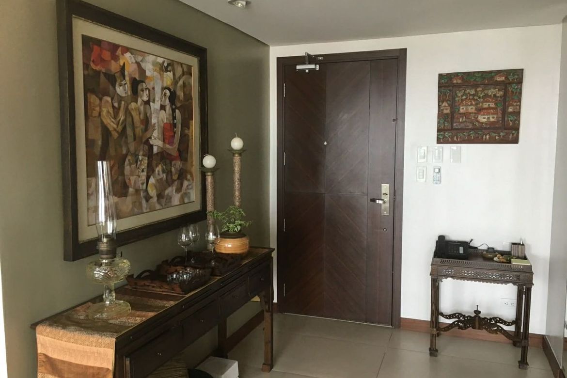 3 Bedroom Condo for Sale in The St. Francis Shangri-La Place, Wack-Wack Greenhills, Mandaluyong, Metro Manila near MRT-3 Shaw Boulevard – photo 2
