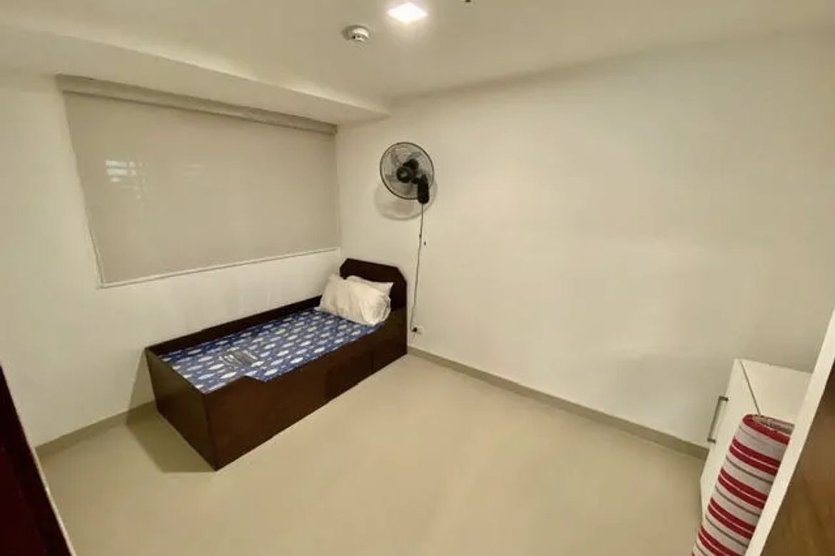 3 Bedroom Condo for Sale in Two Roxas Triangle, Urdaneta, Makati City near MRT-3 Buendia – photo 16