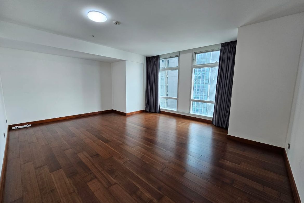 3 Bedroom Condo for Sale in Two Roxas Triangle, Urdaneta, Makati, Metro Manila near MRT-3 Buendia – photo 8