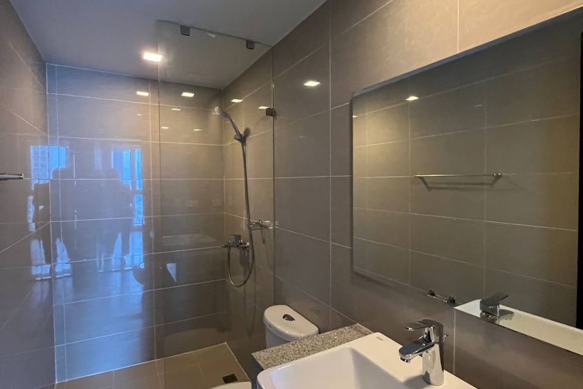 3 Bedroom Condo for Sale in Uptown Parksuites, BGC, Taguig – photo 5