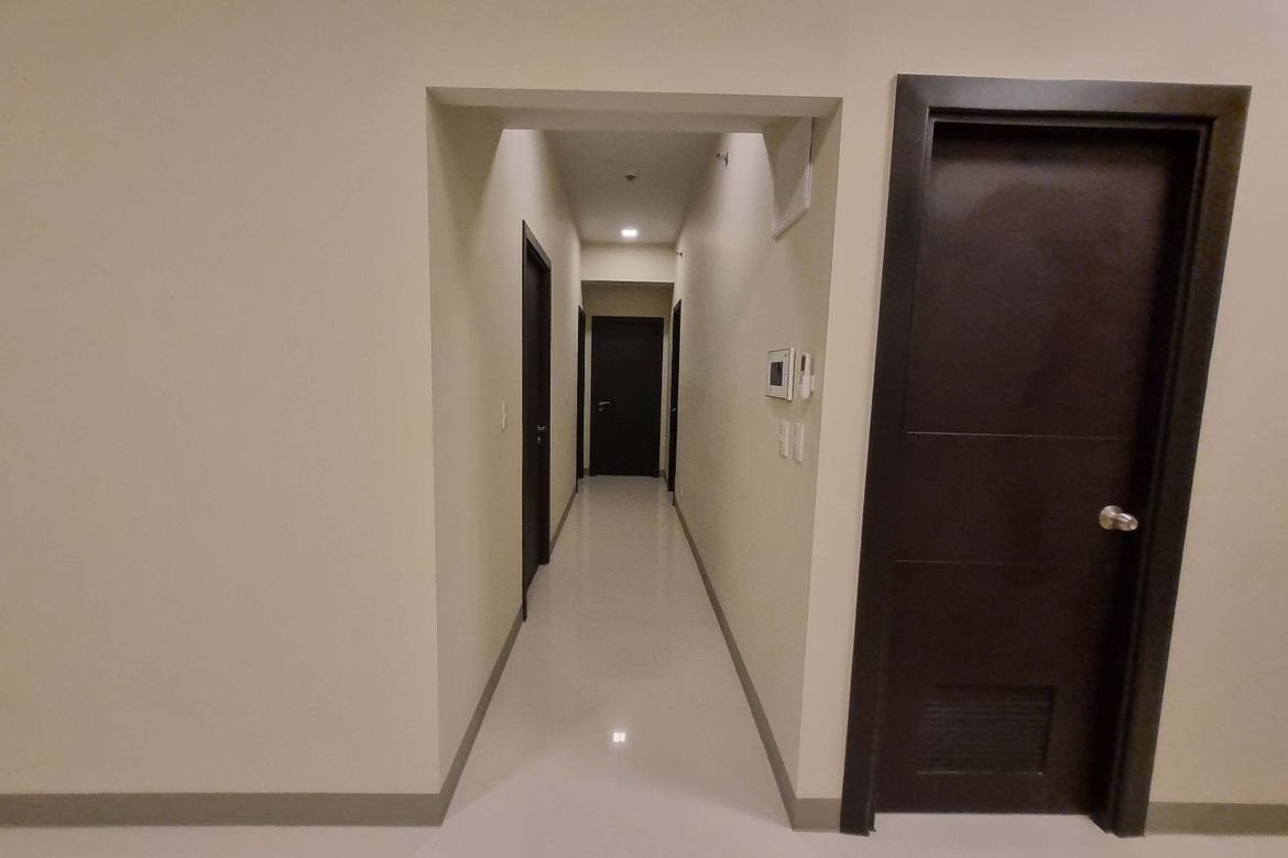 3 Bedroom Condo for Sale in Uptown Parksuites, BGC, Taguig – photo 6