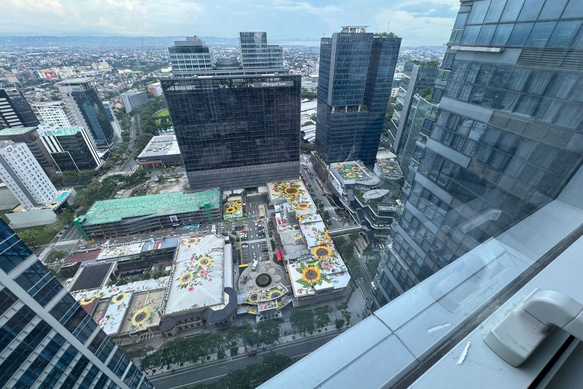 3 Bedroom Condo for Sale in Uptown Parksuites, BGC, Taguig, Metro Manila – photo 3