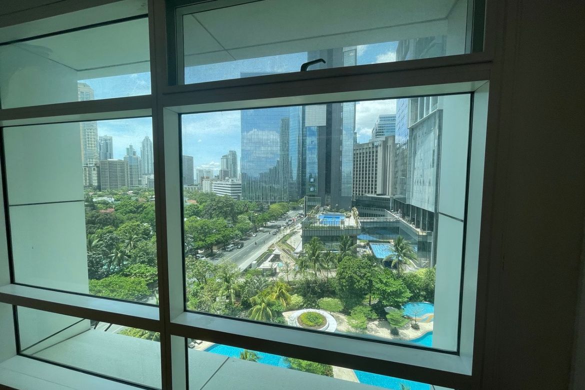 3 Bedroom Condo for Sale in Urdaneta, Makati City near MRT-3 Buendia – photo 10