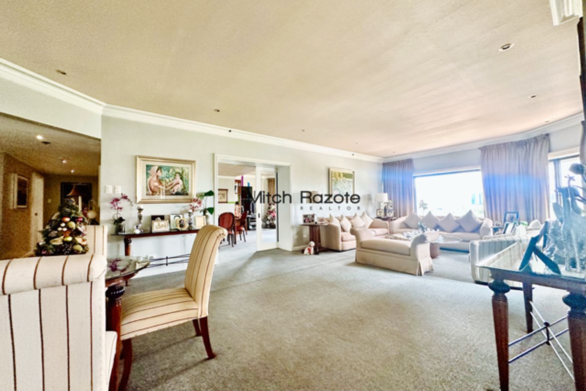 3 Bedroom Condo for Sale in Urdaneta Village, Urdaneta, Makati City near MRT-3 Ayala – photo 4