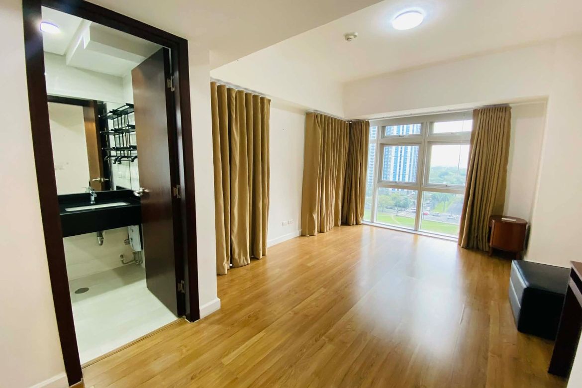 3 Bedroom Condo for Sale in Verve Residences, BGC, Taguig – photo 10