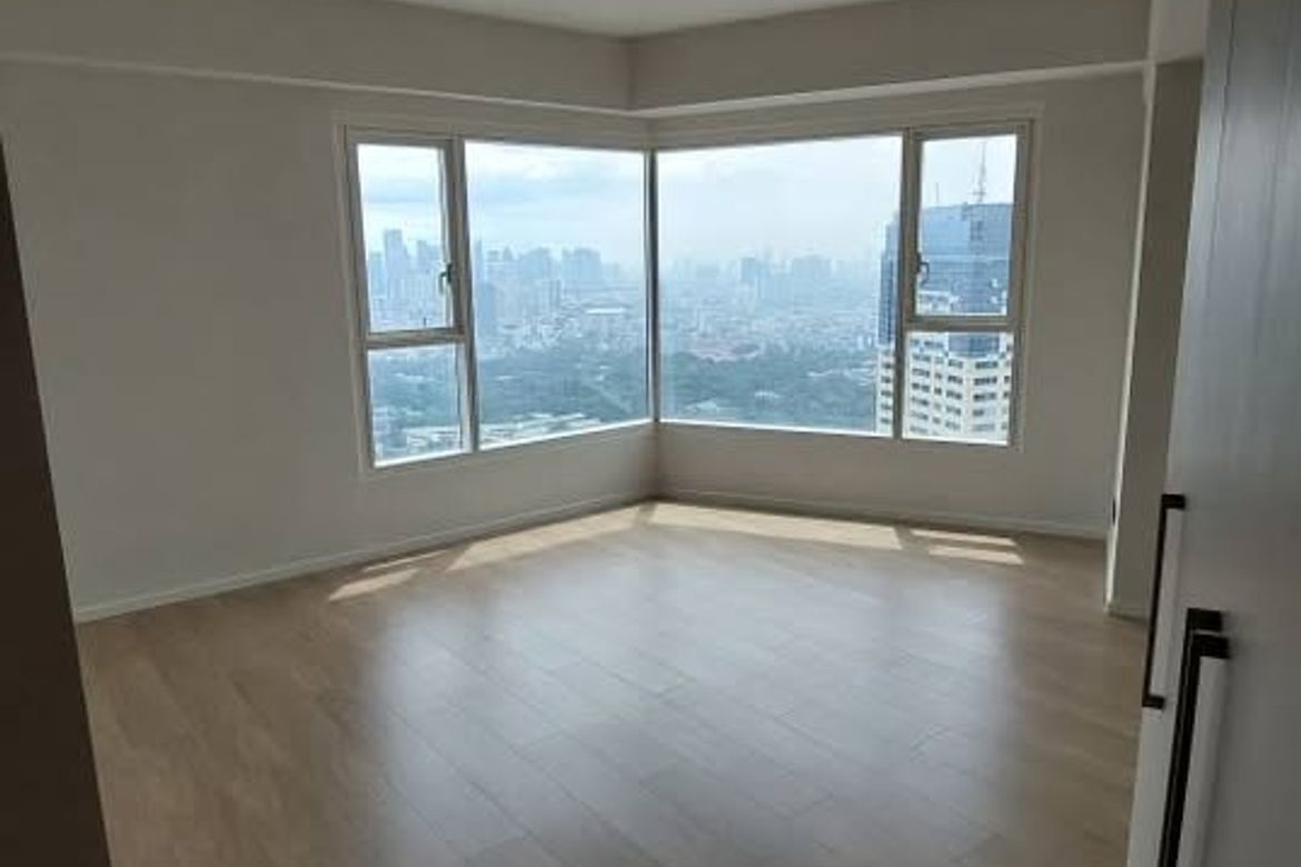 3 Bedroom Condo for Sale in Wack-Wack Greenhills, Mandaluyong, Metro Manila near MRT-3 Ortigas