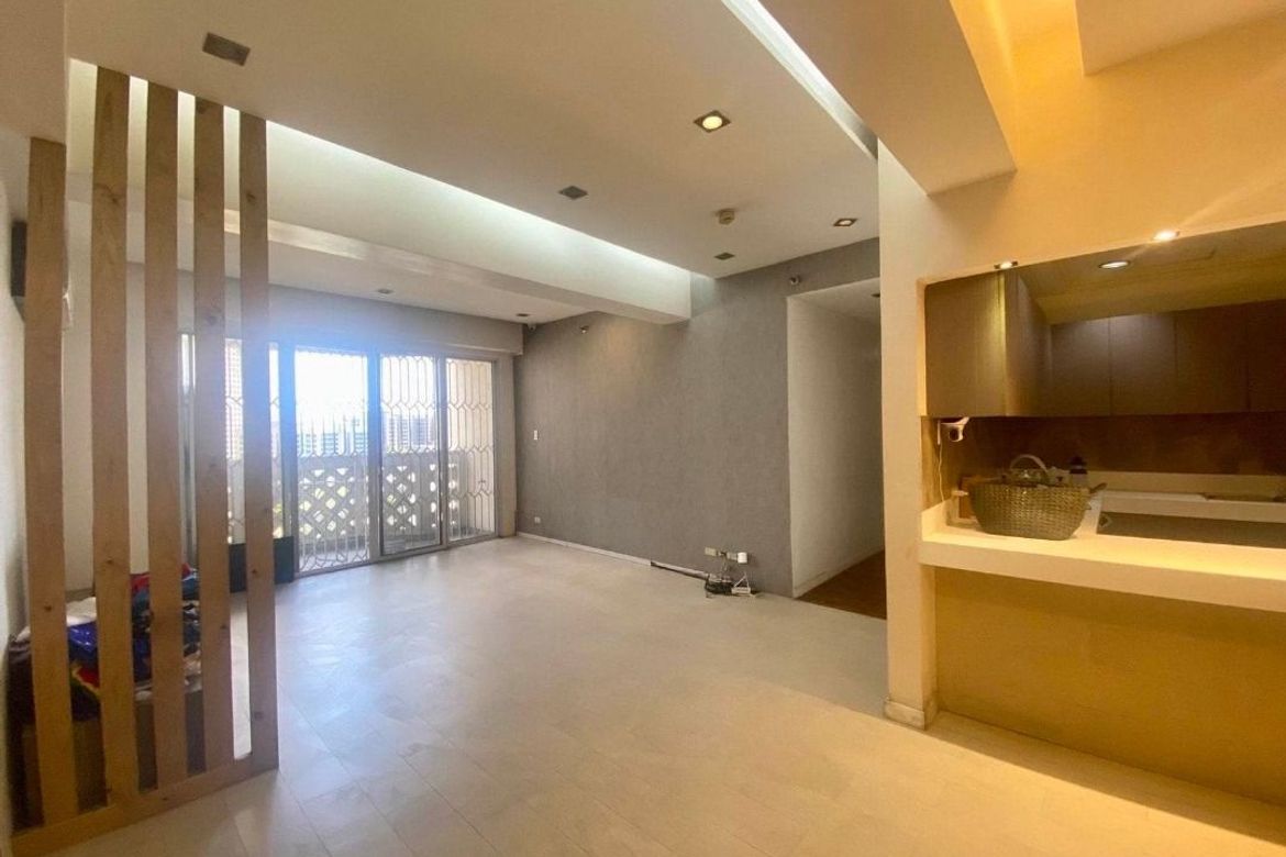 3 Bedroom Condo for Sale in Wack-Wack Greenhills, Mandaluyong, Metro Manila near MRT-3 Shaw Boulevard