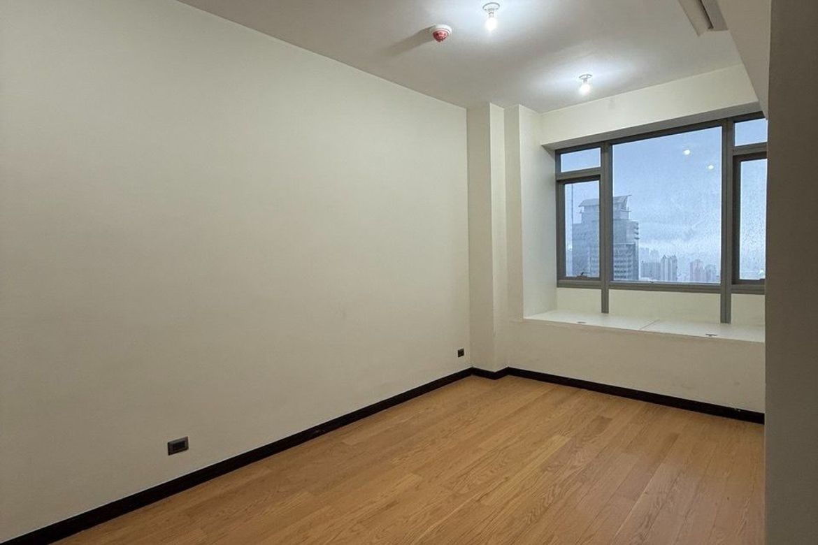 3 Bedroom Condo for Sale in Wack-Wack Greenhills, Mandaluyong, Metro Manila near MRT-3 Shaw Boulevard – photo 2
