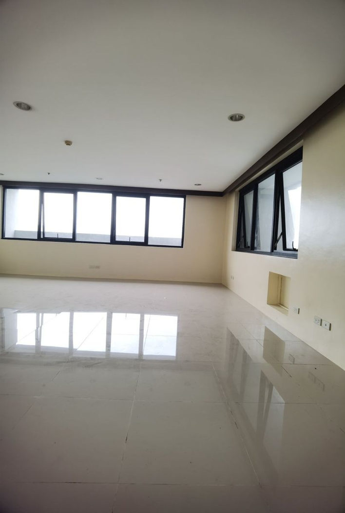 3-Bedroom Corner Condo Unit for Sale in One Balete, New Manila, Quezon City – photo 3