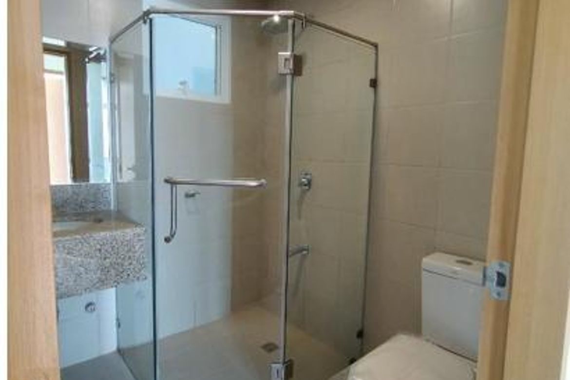 3 Bedroom Hotel / Resort for Sale in Madison Park West, BGC, Taguig – photo 16