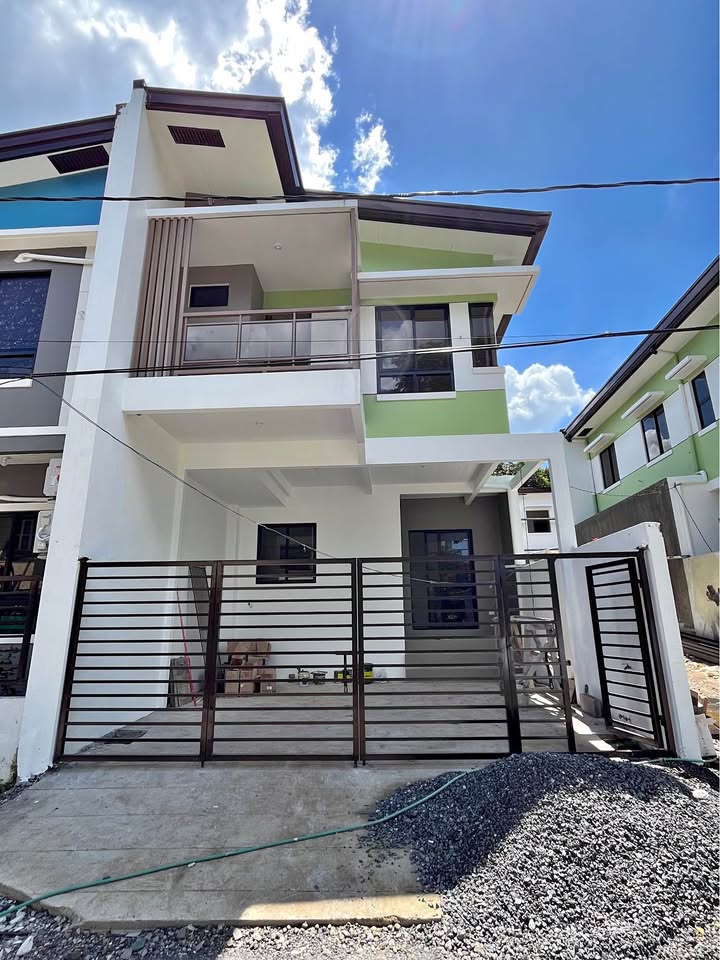 3-Bedroom House and Lot for Sale near Mapayapa Village, Quezon City