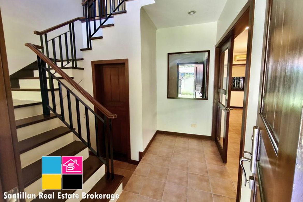 3 Bedroom House for Rent in Banilad, Cebu City, Cebu photo 4