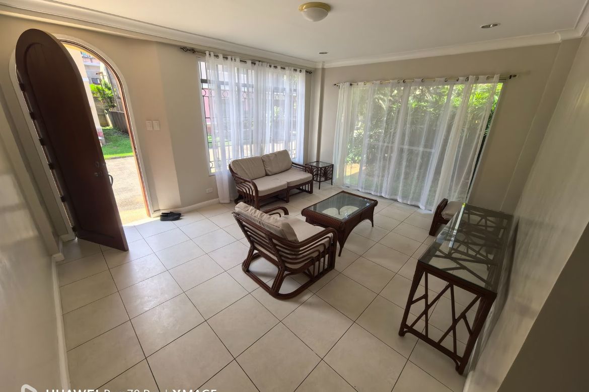 3 Bedroom House for Rent in Banilad, Mandaue, Cebu photo 4