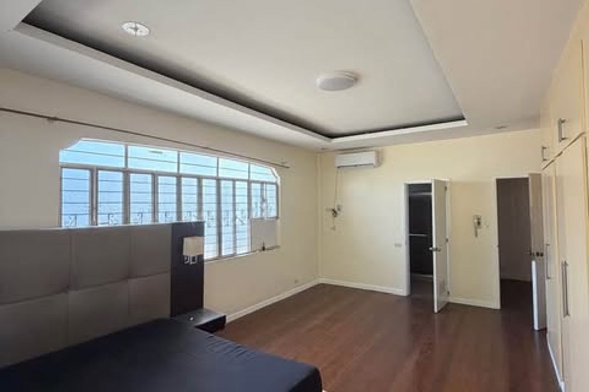 3 Bedroom House for Rent in Barangay 201, Pasay, Metro Manila photo 4