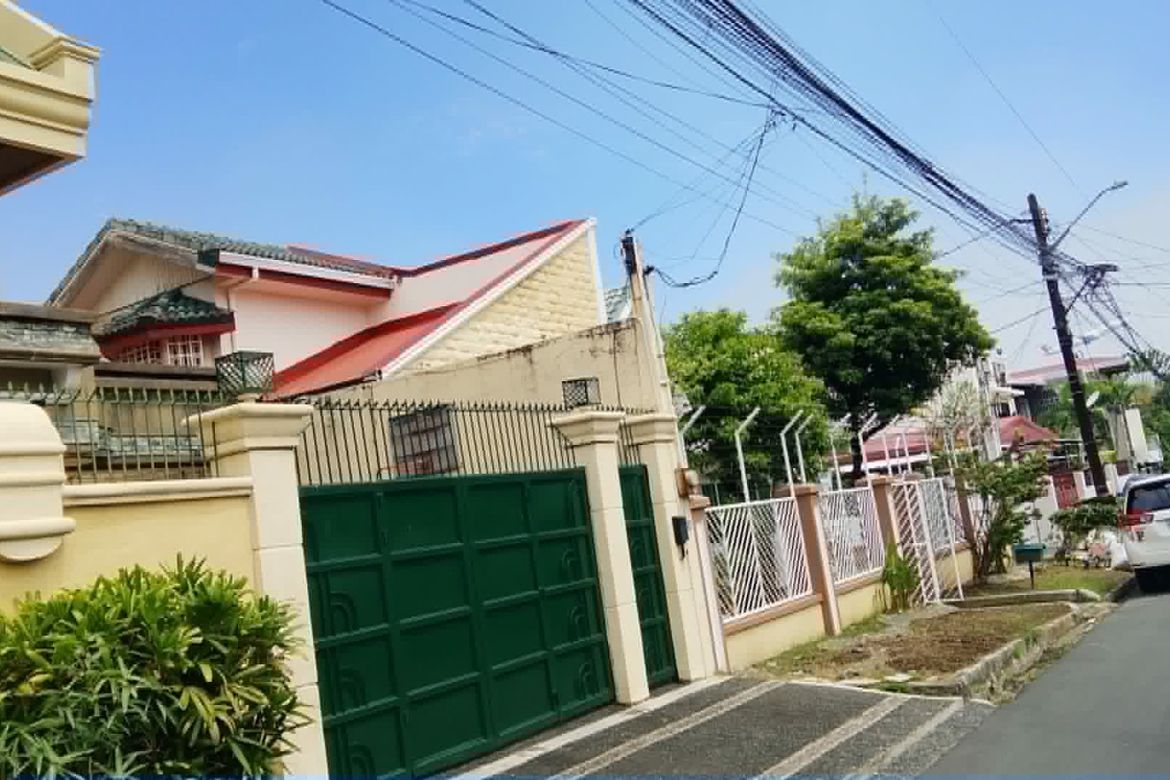 3 Bedroom House for Rent in Barangay 201, Pasay, Metro Manila photo 2