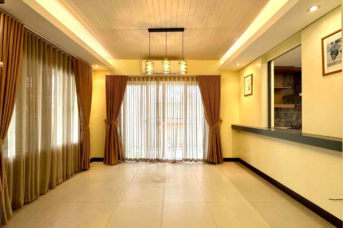 3 Bedroom House for Rent in Mampalasan, Biñan, Laguna photo 2