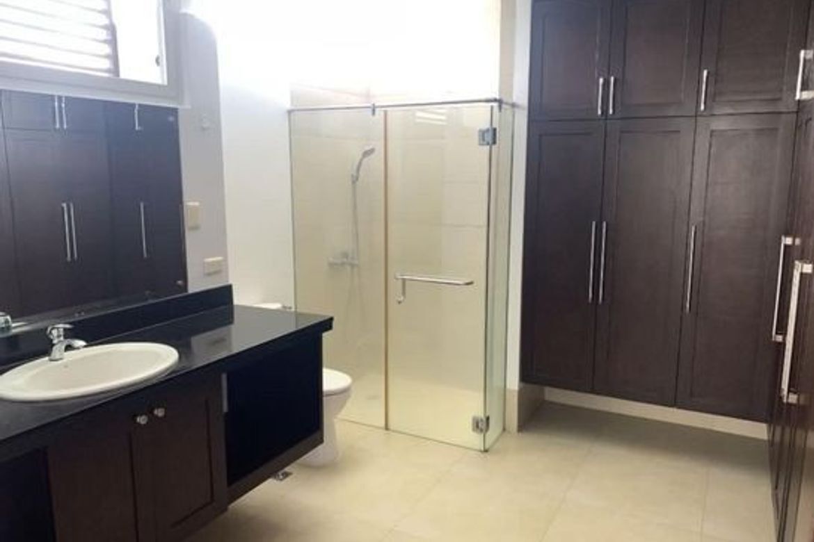 3 Bedroom House for Rent in Molino IV, Bacoor, Cavite photo 8