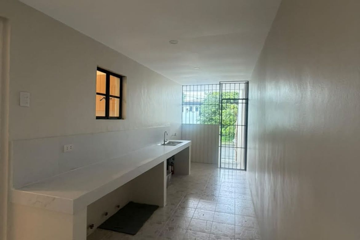 3 Bedroom House for Rent in Molino IV, Bacoor, Cavite