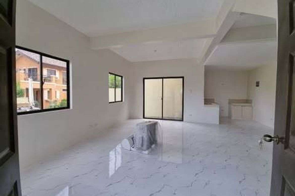 3 Bedroom House for Rent in P.F. Espiritu VIII, Bacoor, Cavite photo 6