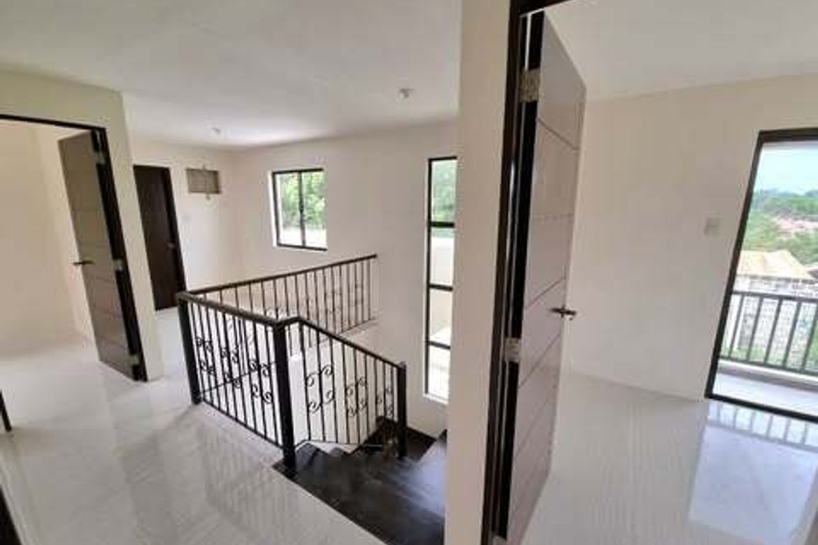 3 Bedroom House for Rent in P.F. Espiritu VIII, Bacoor, Cavite photo 7