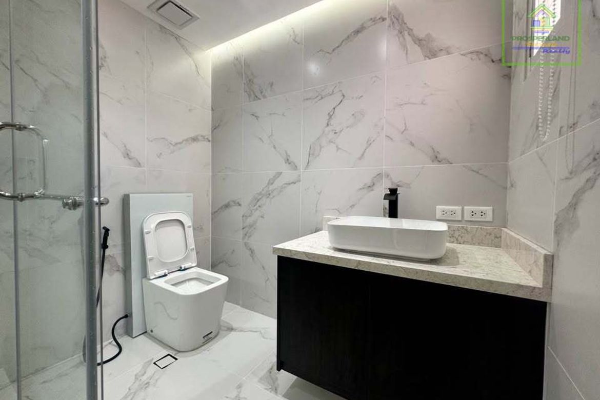 3 Bedroom House for Rent in San Joaquin, Pasig, Metro Manila photo 4