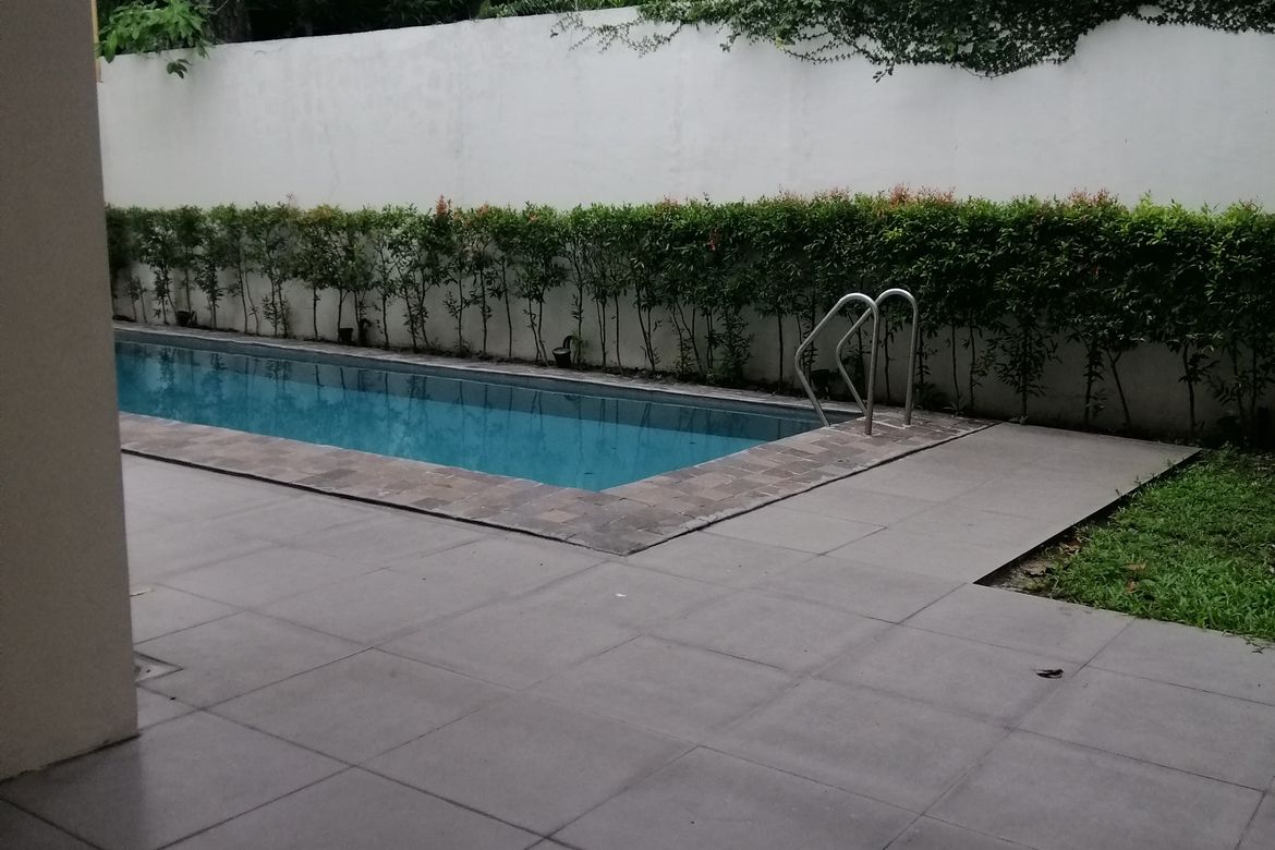 3 Bedroom House for Rent in San Lorenzo, Makati, Metro Manila near MRT-3 Ayala photo 5