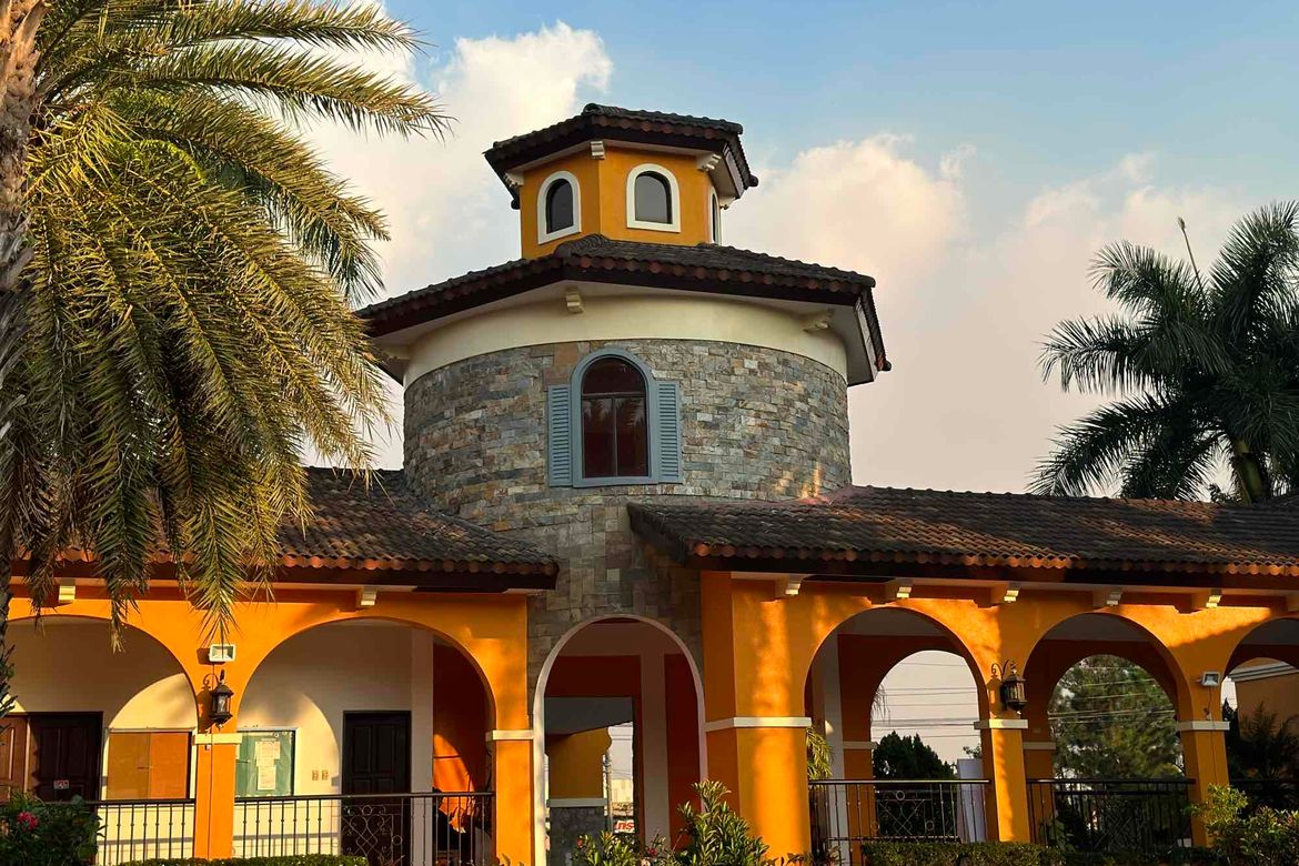 3 Bedroom House for Rent in Santo Domingo, Santa Rosa, Laguna photo 7