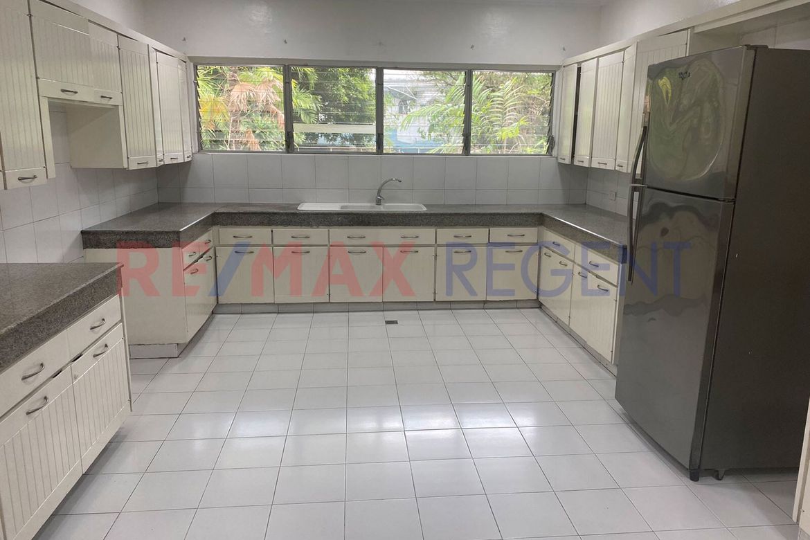 3 Bedroom House for Rent in Urdaneta Village, Bangkal, Makati, Metro Manila near MRT-3 Magallanes photo 4