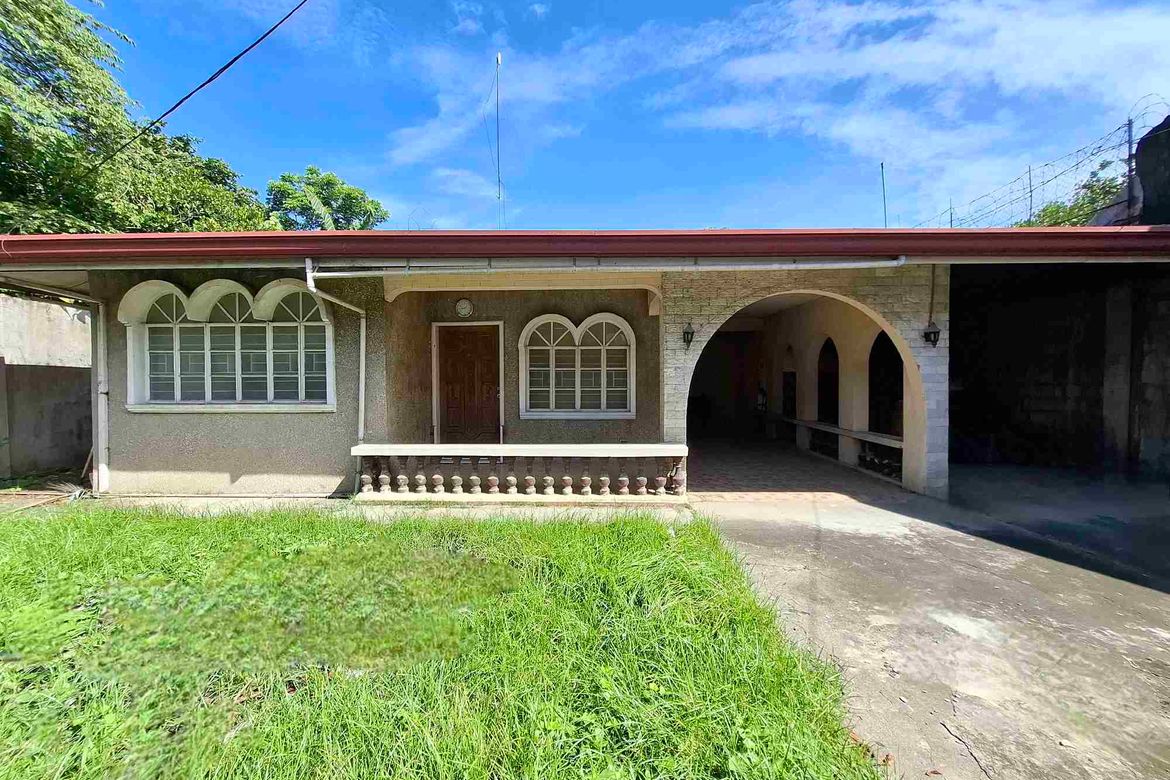3 Bedroom House for Sale in Aganan, Pavia, Iloilo