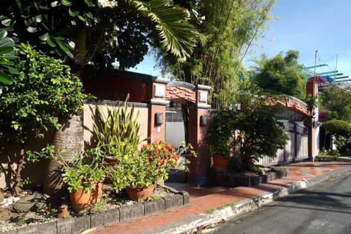 3 Bedroom House for Sale in Alabang, Muntinlupa, Metro Manila