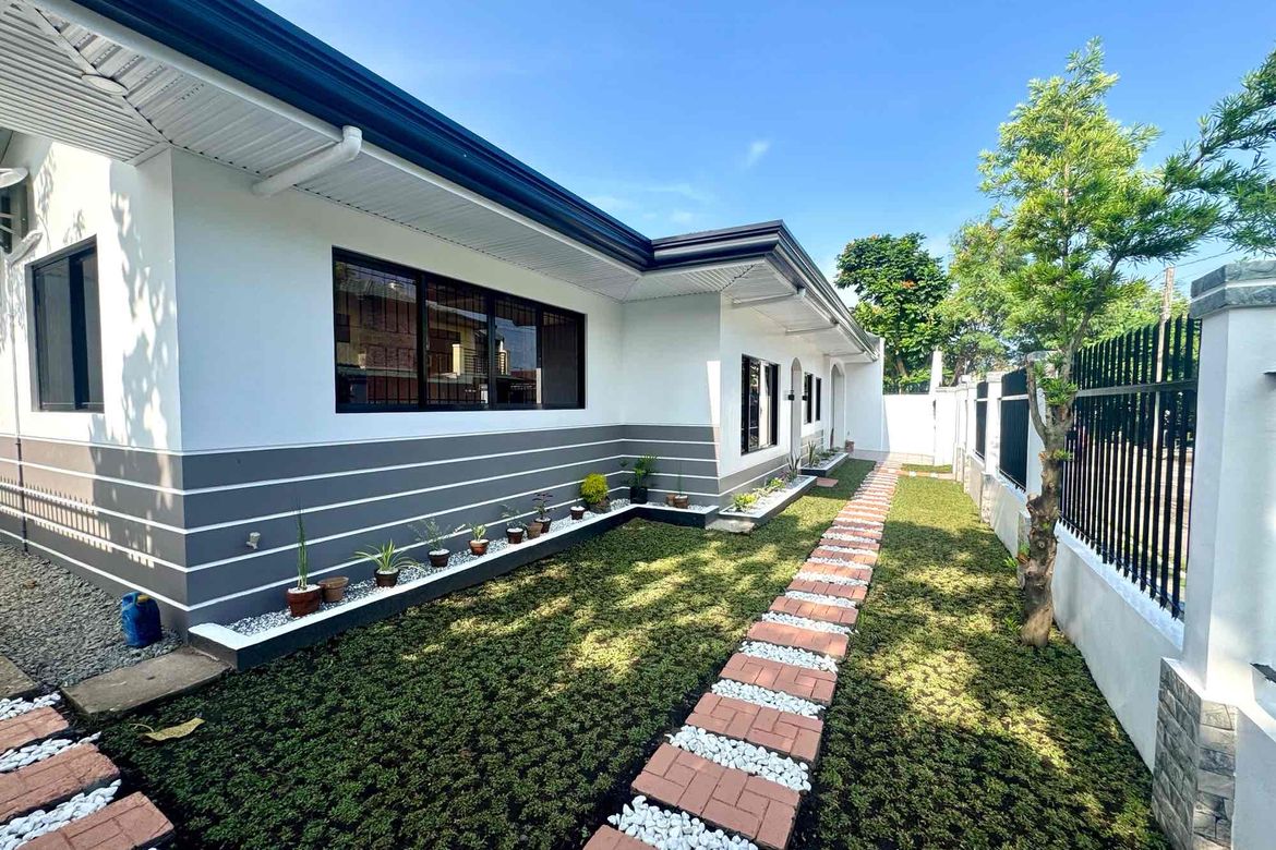 3 Bedroom House for Sale in Alijis, Bacolod, Negros Occidental – photo 4