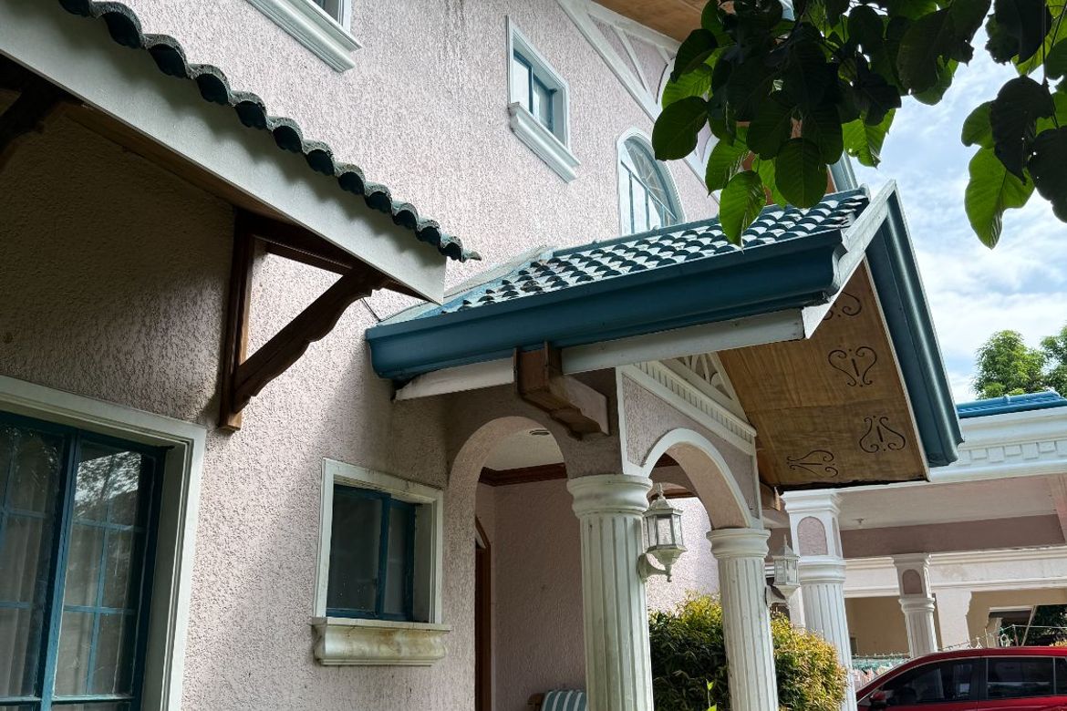 3 Bedroom House for Sale in Almanza Dos, Las Piñas, Metro Manila – photo 3