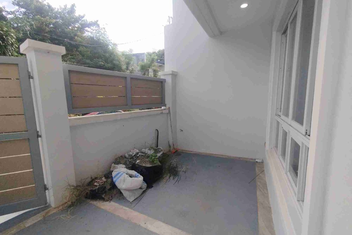 3 Bedroom House for Sale in Almanza Uno, Las Piñas, Metro Manila – photo 2