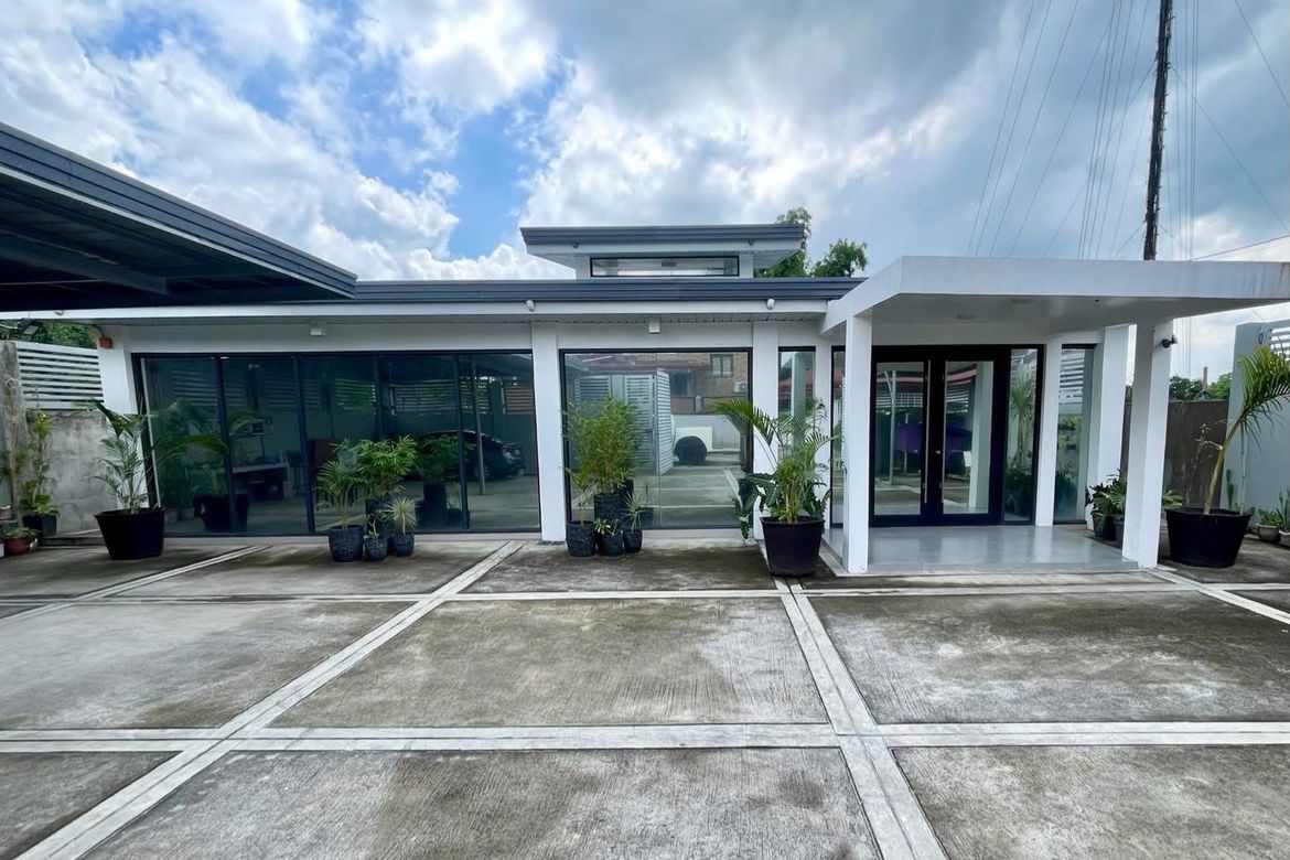 3 Bedroom House for Sale in Anupul, Bamban, Tarlac