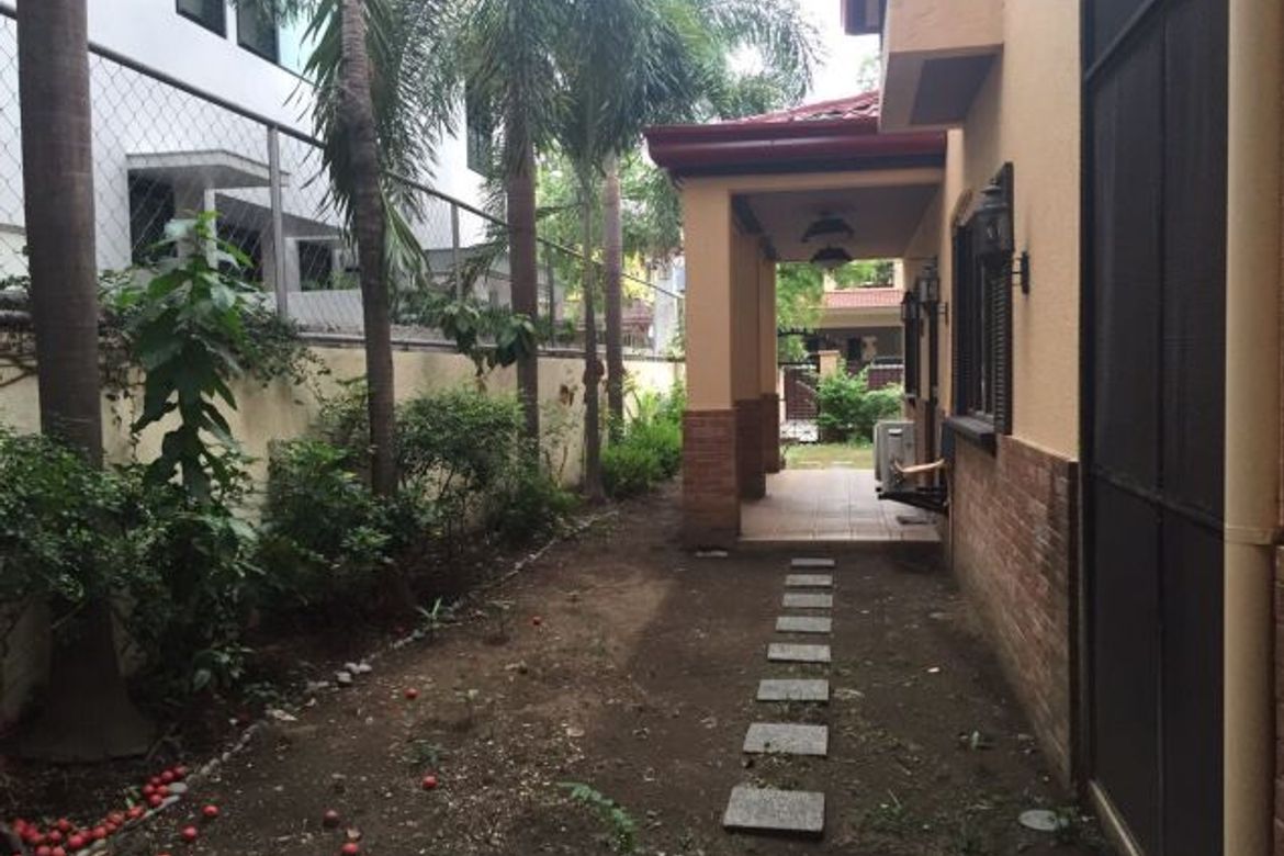 3 Bedroom House for Sale in Ayala Alabang Village, New Alabang Village, Muntinlupa, Metro Manila – photo 6