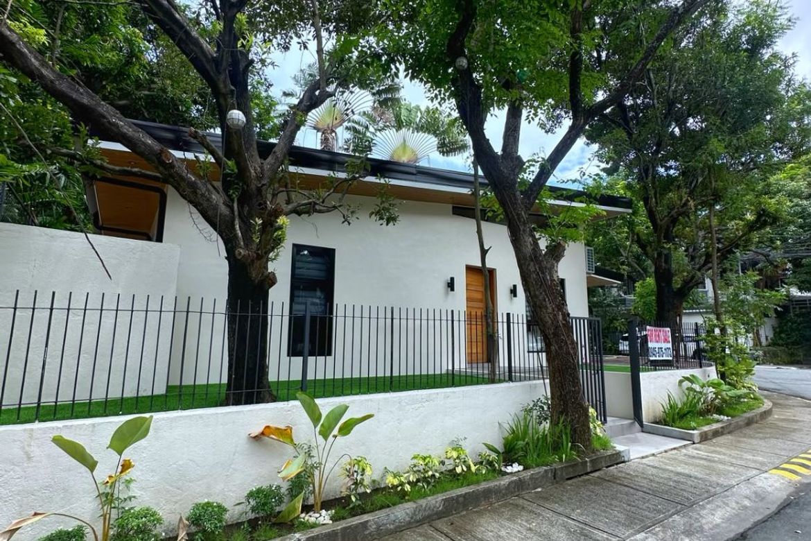 3 Bedroom House for Sale in Ayala Alabang Village, New Alabang Village, Muntinlupa, Metro Manila – photo 2