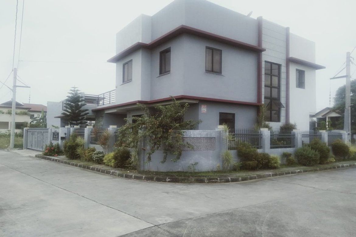 3 Bedroom House for Sale in Bacao I, General Trias, Cavite