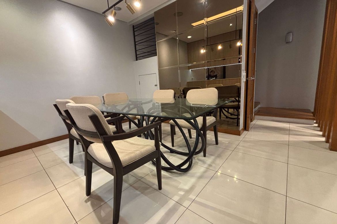 3 Bedroom House for Sale in Bagong Lipunan Ng Crame, Quezon City, Metro Manila near MRT-3 Araneta Center-Cubao – photo 2