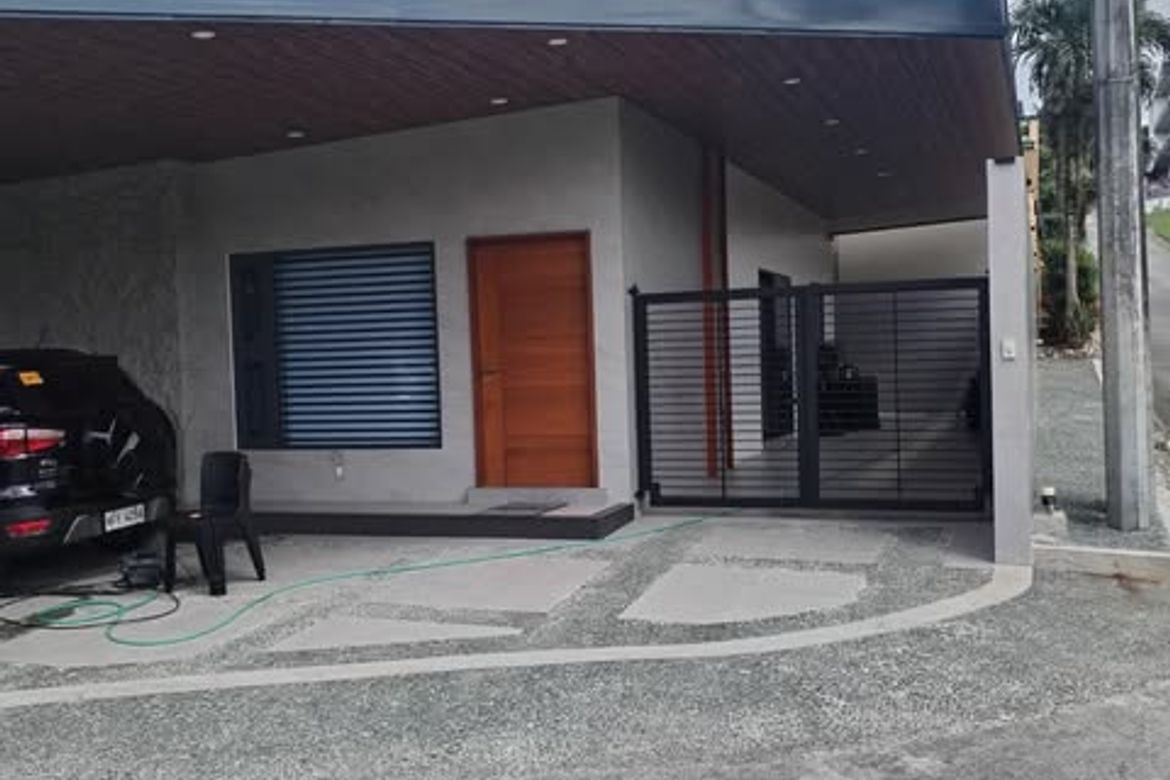 3 Bedroom House for Sale in Bagong Silangan, Quezon City, Metro Manila – photo 2