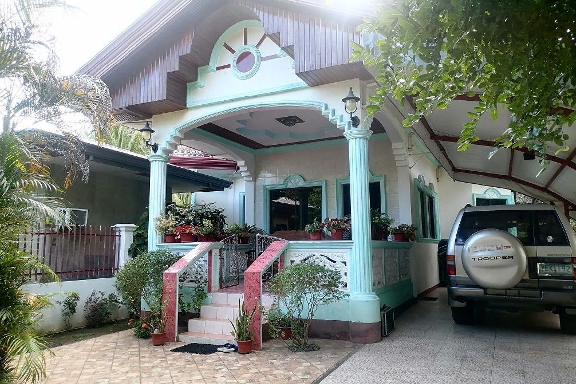 3 Bedroom House for Sale in Bajumpandan, Dumaguete, Negros Oriental