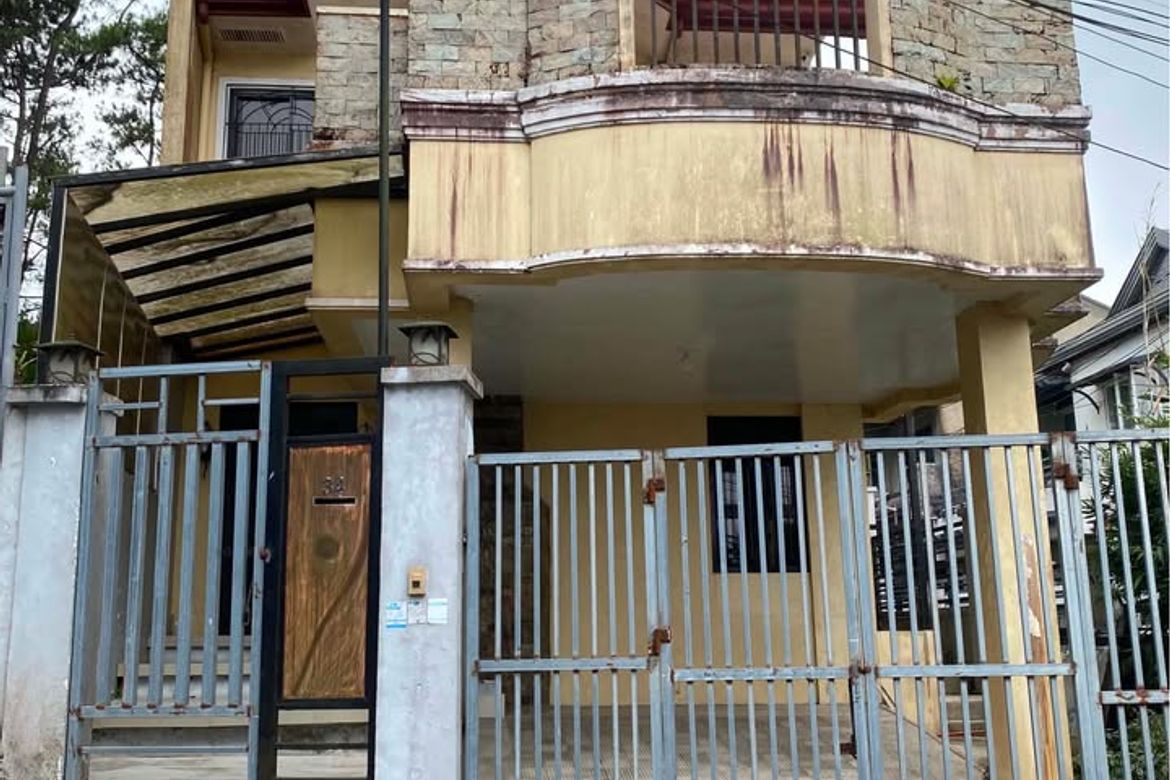 3 Bedroom House for Sale in Bakakeng Central, Baguio, Benguet