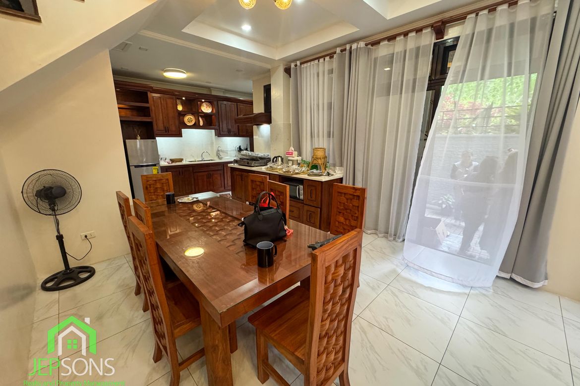 3 Bedroom House for Sale in Bakakeng Central, Baguio, Benguet – photo 3
