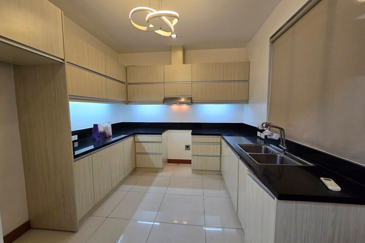 3 Bedroom House for Sale in Bambang, Taguig, Metro Manila – photo 8