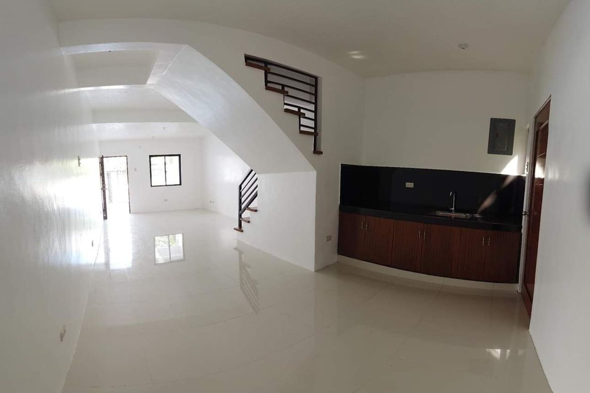 3 Bedroom House for Sale in Barangay 179, Caloocan, Metro Manila – photo 3