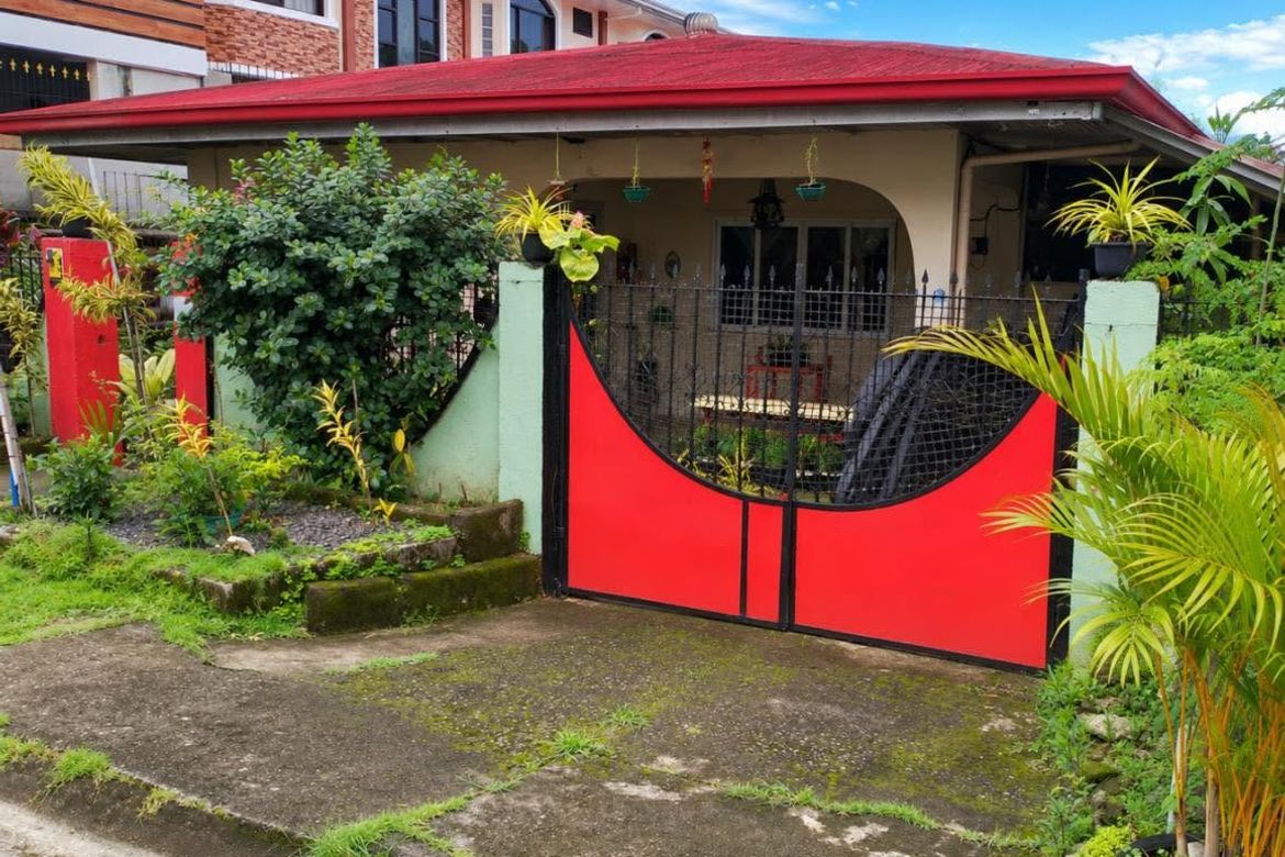 3 Bedroom House for Sale in Barangay 183, Caloocan, Metro Manila