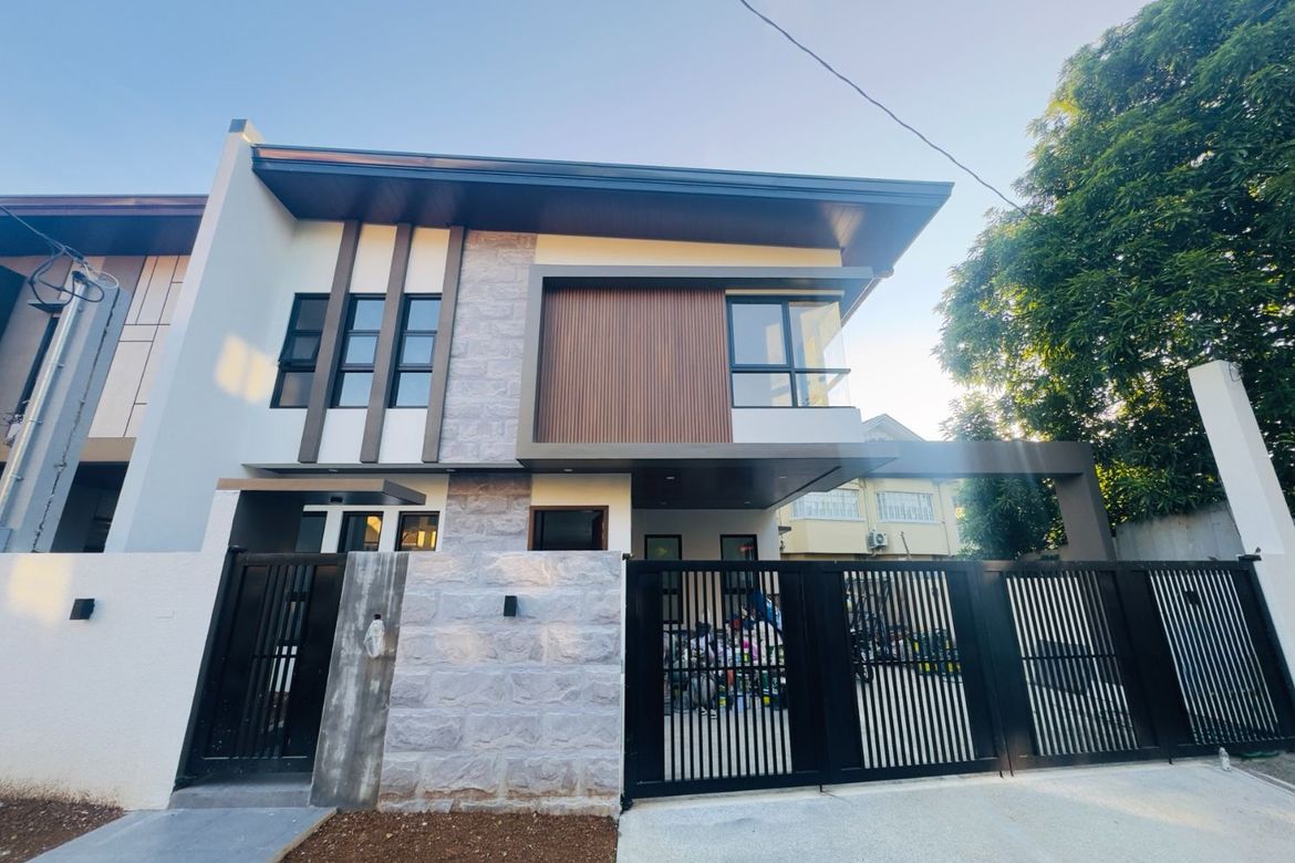 3 Bedroom House for Sale in Batasan Hills, Quezon City, Metro Manila – photo 2