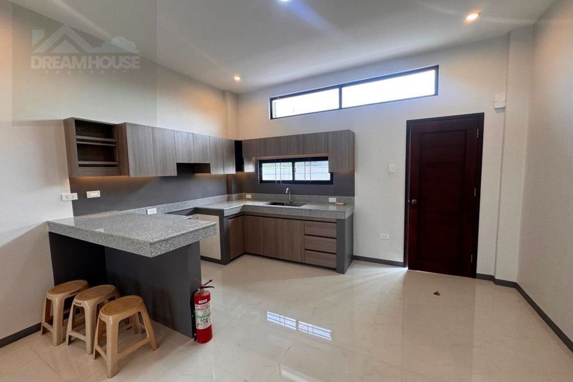 3 Bedroom House for Sale in Bayanan, Bacoor, Cavite – photo 8