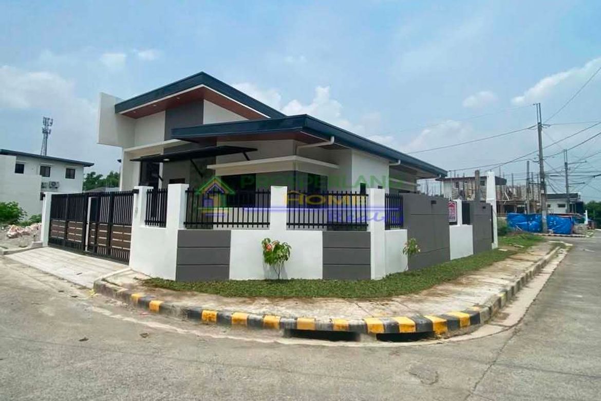 3 Bedroom House for Sale in Bayanan, Bacoor, Cavite